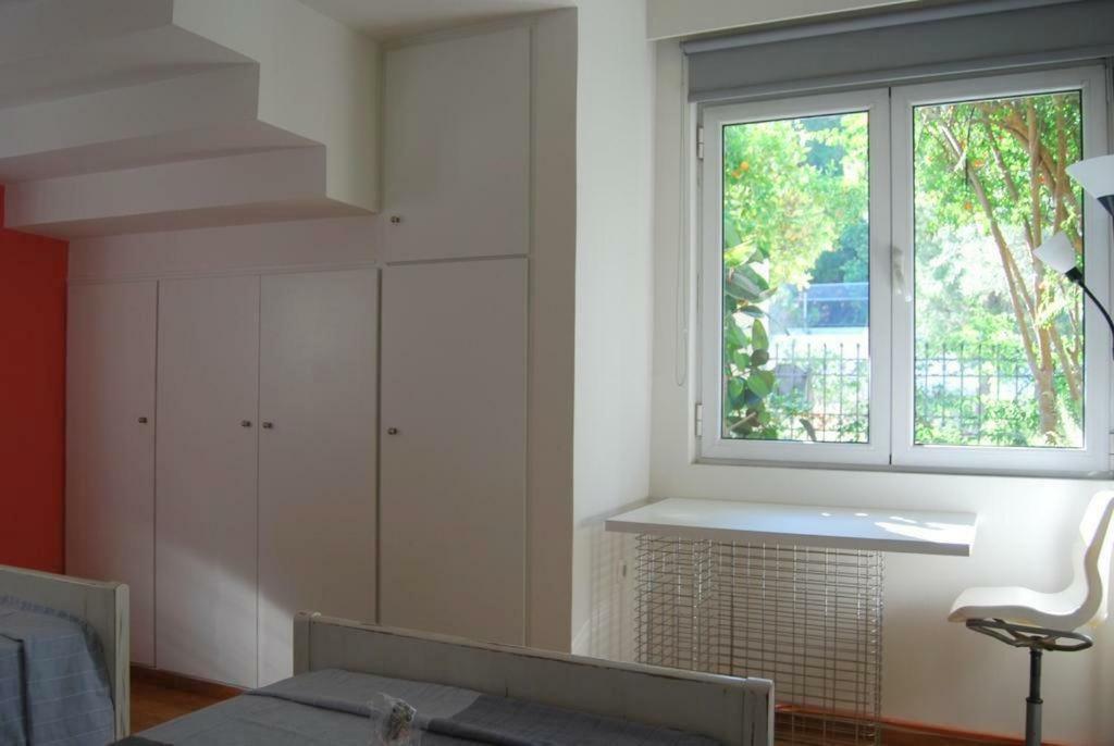 Affordable Luxury Garden Apartment Athens Exterior photo